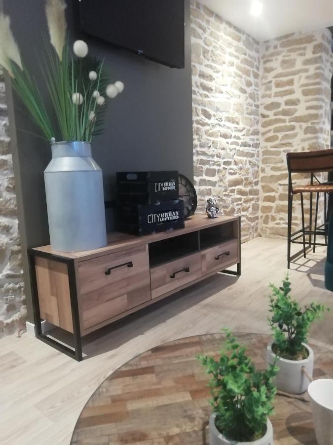 Appartement Topaze กงการ์โน ภายนอก รูปภาพ